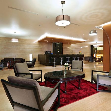 Golden City Hotel And Convention Center - Chse Certified Semarang Extérieur photo