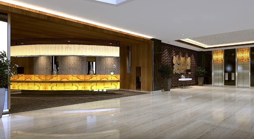 Golden City Hotel And Convention Center - Chse Certified Semarang Extérieur photo