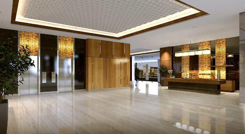 Golden City Hotel And Convention Center - Chse Certified Semarang Extérieur photo